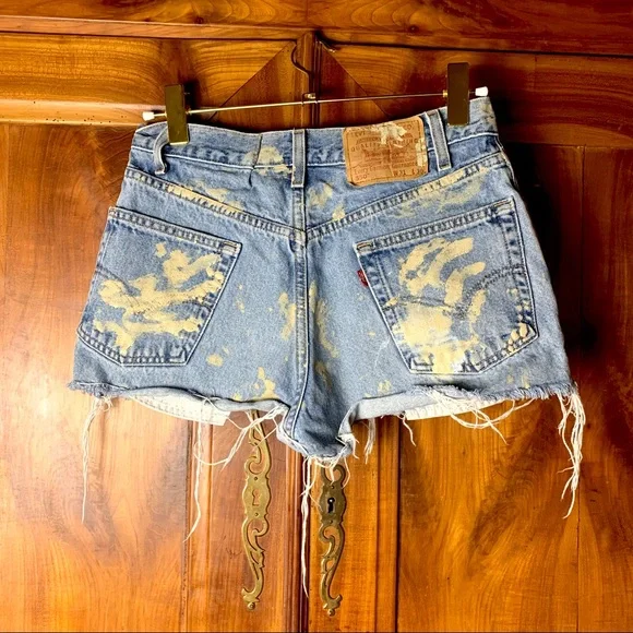 Levi *Vintage* 1990s High Waisted Painted Jean Denim Shorts W31 L30 - Picture 5 of 8